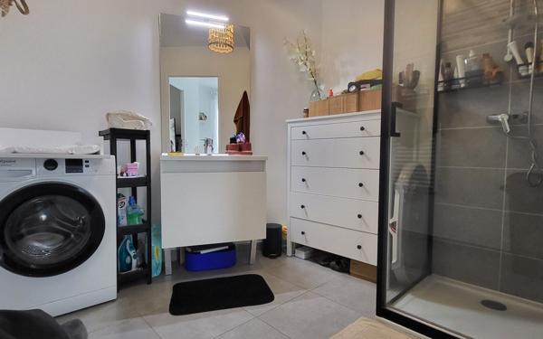 Appartement à louer    2 pièces • 40 m2 Poissy