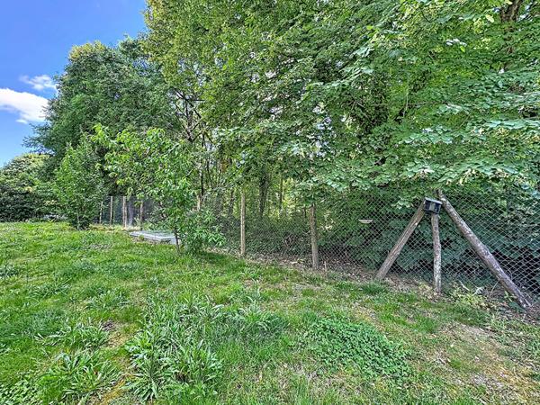 APPARTEMENT T4 AVEC JARDIN - 2 PLACES DE STATIONNEMENT