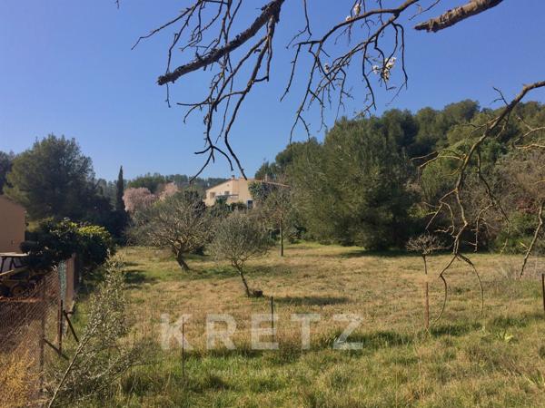 Terrain constructible – Projet de villa Art Déco