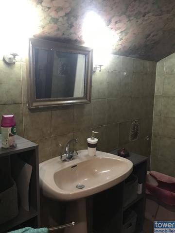 Propriété en pierres de 220m² avec hangard de 370m², pigeonnier, maison indépendante, étang sur 2 ha de terra