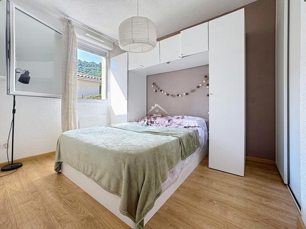 Saint-Affrique (12400) Appartement T2 RDC avec terrasse et jardin à ST AFFRIQUE