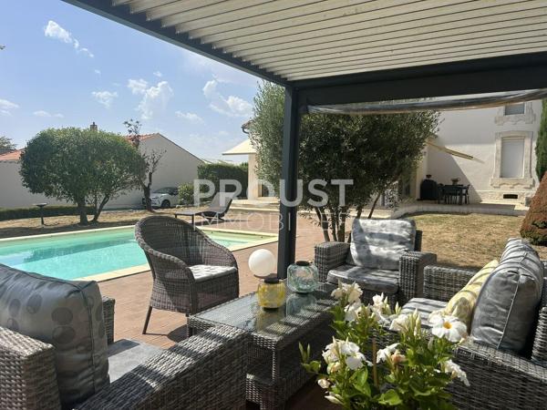 Secteur fors belle maison avec piscine terrain de 4200 m²