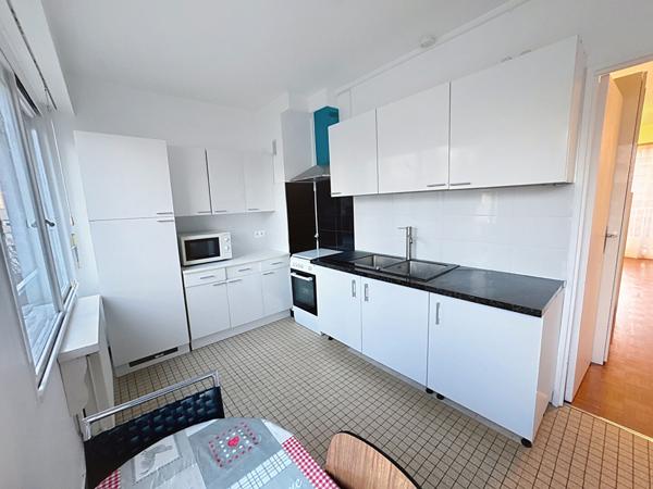 À louer - 3 pièces PUTEAUX - Vue La Défense !