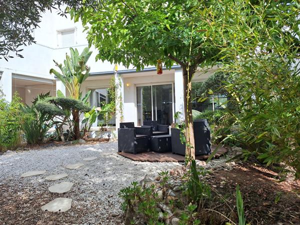 Maison Sete 4 pièce(s) 113 m2