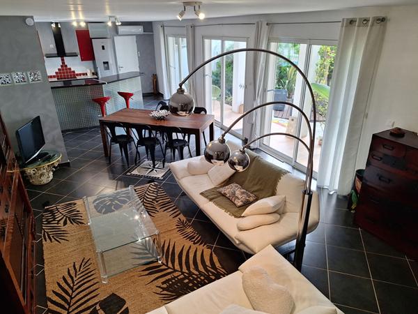 Maison Sete 4 pièce(s) 113 m2