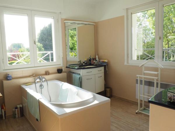 Vente Villa 8 pièces 230 m2 à Saint-Saulve