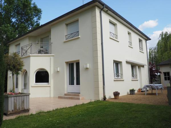 Vente Villa 8 pièces 230 m2 à Saint-Saulve