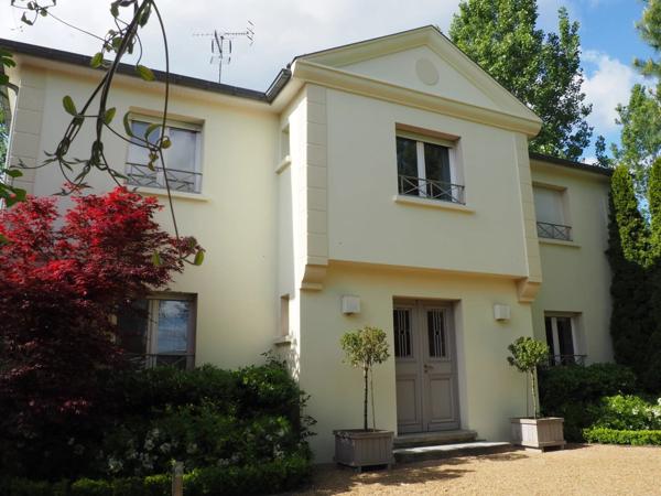 Vente Villa 8 pièces 230 m2 à Saint-Saulve