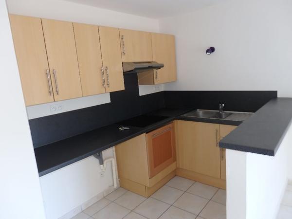 A louer F1 - Résidence 76500 Elbeuf - Réf BARB-1E-L4