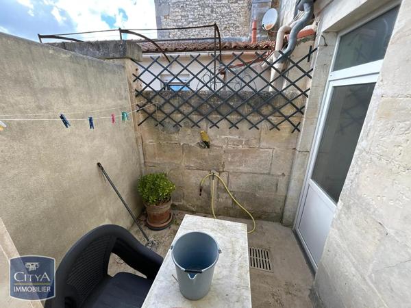 Maison à louer 3 pièces 59.23m² Rochefort (17300)