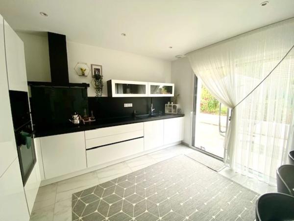 Maison à vendre 7 pièces (56) MONTERBLANC