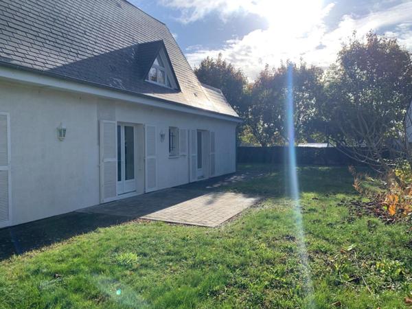 BEAUGENCY : Pavillon 2 chambres avec jardin