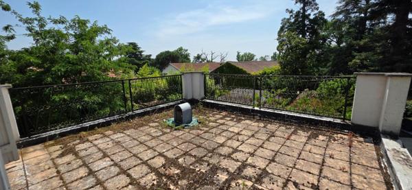 MAISON 110 M² SUR 700 M² DE JARDIN