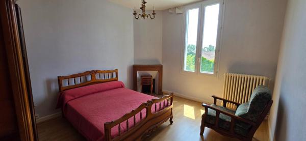 MAISON 110 M² SUR 700 M² DE JARDIN