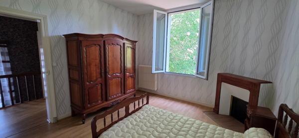 MAISON 110 M² SUR 700 M² DE JARDIN