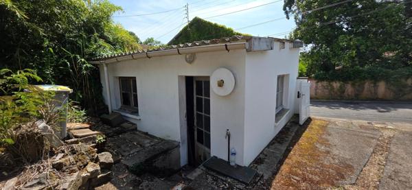 MAISON 110 M² SUR 700 M² DE JARDIN