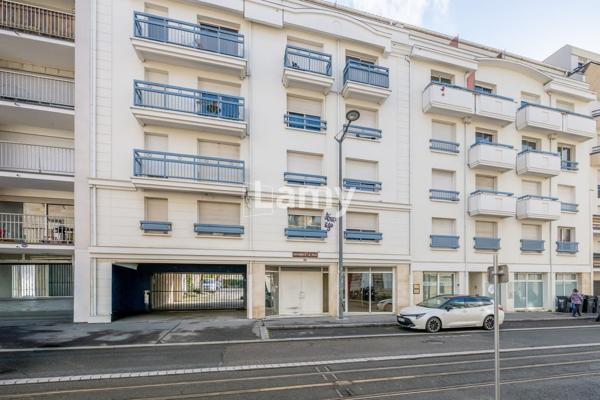 Parking + appartement