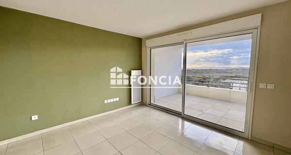 À vendre Appartement 2 pièces 37.4 m² - La Londe-les-maures 83250