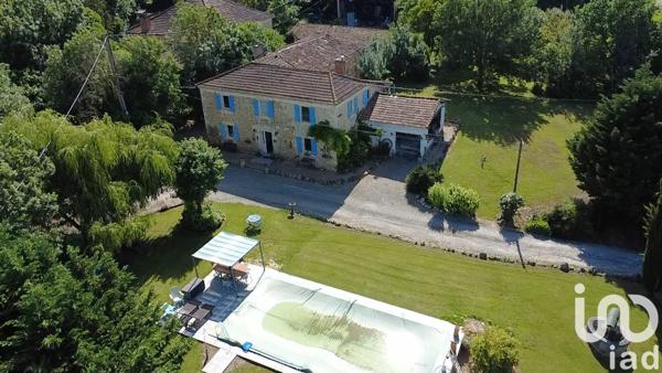 House for sale 9 rooms 255 m² Castillon-Massas