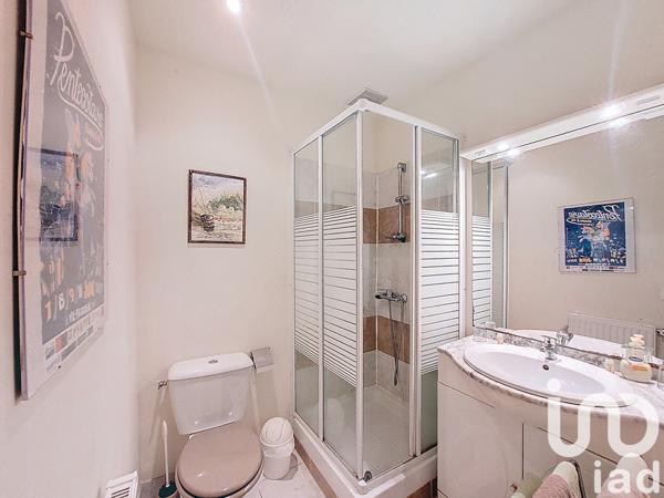 House for sale 9 rooms 255 m² Castillon-Massas