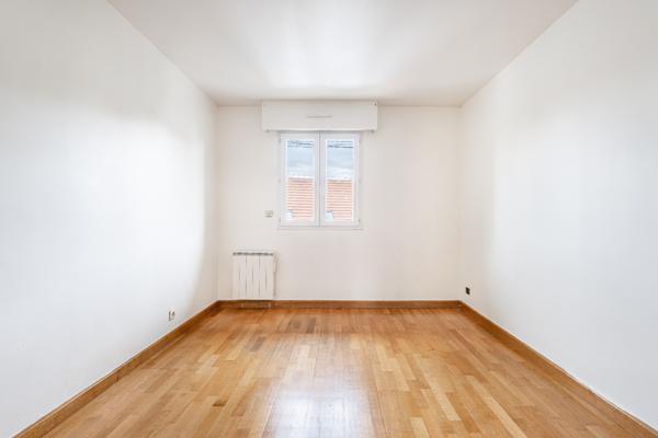 Secteur Nonneville - Appartement 3 pièces 2 chambres - Balcon et Box