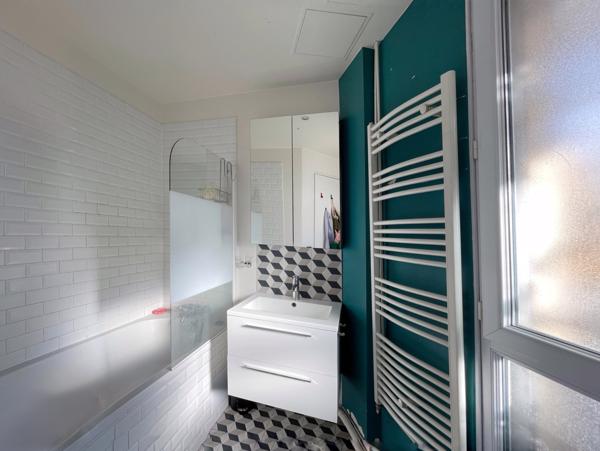 Paris (75018) Charme et convivialité entre 18e et 9e arrondissements