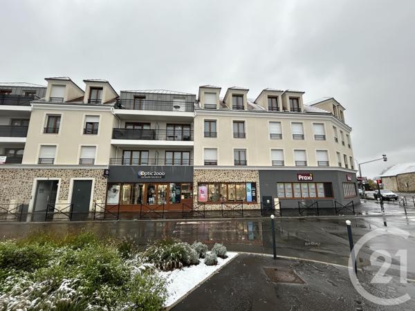 Parking à vendre  40 m2 MENNECY - 91