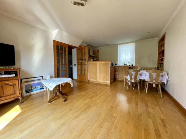 Vente Maison 7 pièces 223 m2 à Bornel