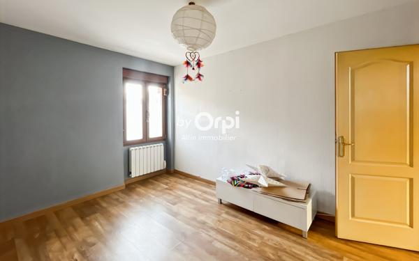 Maison à vendre    3 pièces •  Montluçon