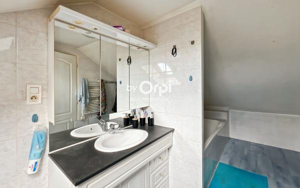 Maison à vendre    3 pièces •  Montluçon