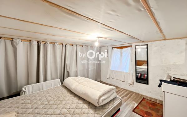 Maison à vendre    3 pièces •  Montluçon