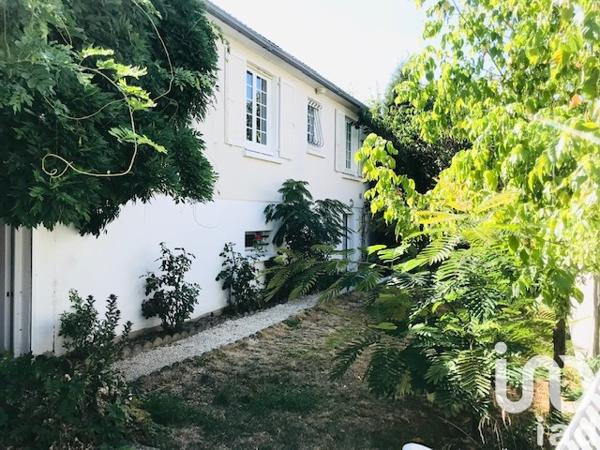 Maison à vendre 5 pièces 183 m² Montluçon