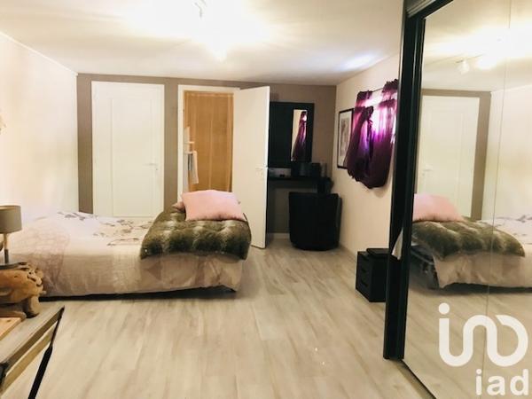 Maison à vendre 5 pièces 183 m² Montluçon