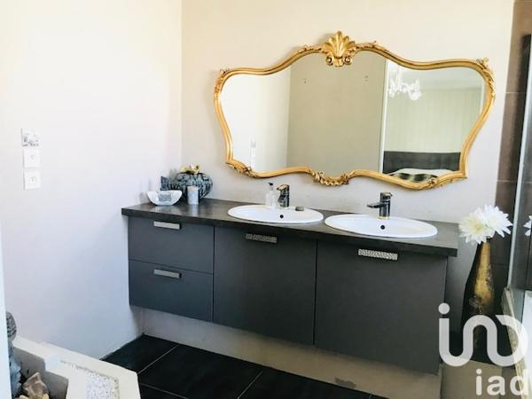 Maison à vendre 5 pièces 183 m² Montluçon