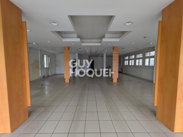 Maison Cahors + local professionnel