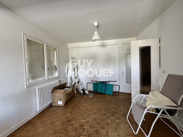 Maison Cahors + local professionnel