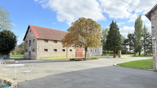 Domaine avec Longères à ANDOUILLE