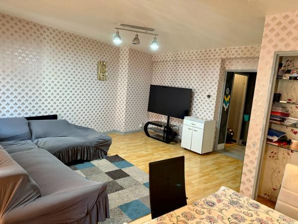Appartement à vendre 3 pièces TARBES (65) avec cave et parking