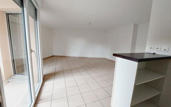 Appartement à louer    2 pièces •  Grenade