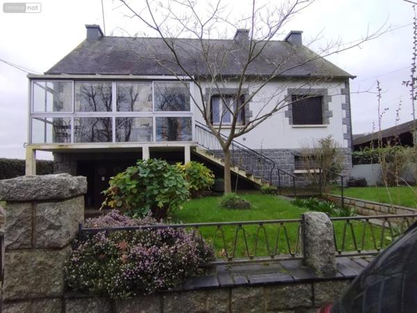 Maison à vendre à Grâces dans les Côtes-d'Armor (22200), ref : 00415FR