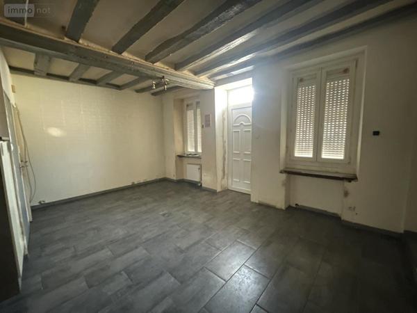 Maison à vendre à Beaumont-sur-Sarthe dans la Sarthe (72170), ref : 72126-3146