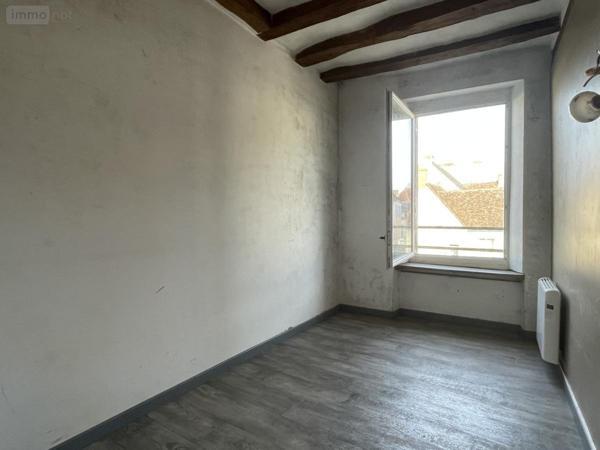 Maison à vendre à Beaumont-sur-Sarthe dans la Sarthe (72170), ref : 72126-3146