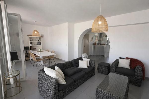 Appartement T3 (ex T4)  –5e étage vue mer- Ajaccio