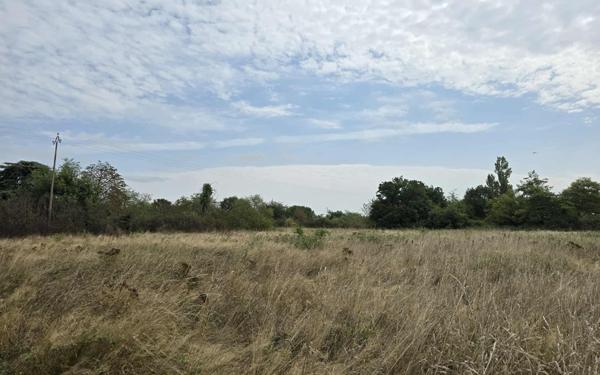 Terrain à vendre    Saint-Élix-le-Château