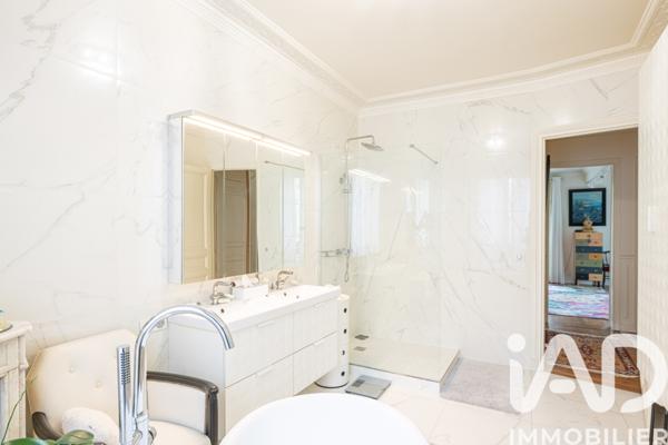 Appartement à vendre 4 pièces 102 m² Paris 14