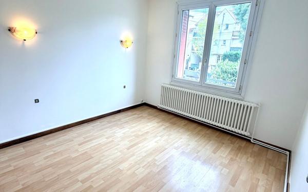 Appartement à louer    1 pièce •  Clichy-sous-Bois