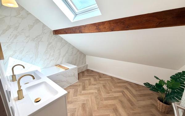 Appartement à louer    1 pièce •  Clichy-sous-Bois