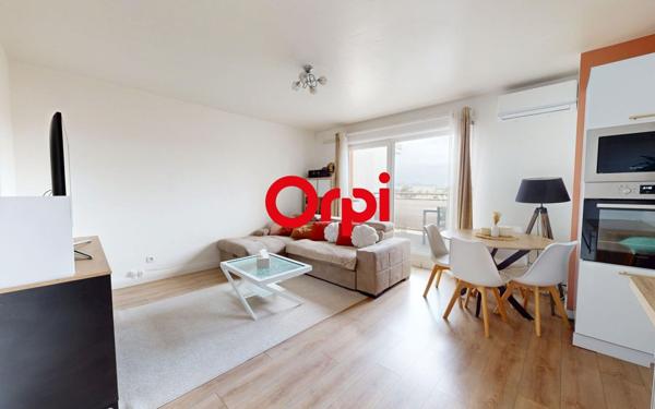 Appartement à vendre    3 pièces • 55 m2 Vaulx-en-Velin