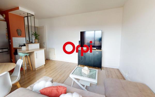 Appartement à vendre    3 pièces • 55 m2 Vaulx-en-Velin