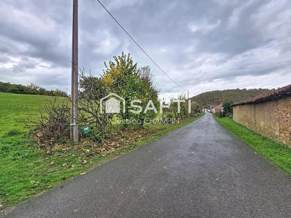 Terrain constructible 1500m2 au calme avec vue dégagée